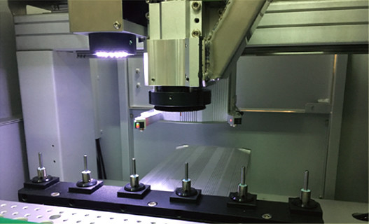 Genitecの位置の口径測定PCB SMT GAM310Aのためのオフ・ラインのDepanelizer PCBの分離器の高い切断精密
